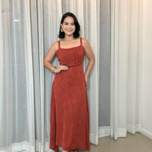 Vestido midi terracota elegante em viscose jacquard